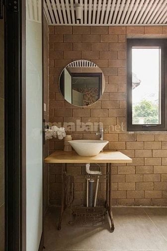 Mặt phố Long Biên, 51m2, 5 tầng, lô góc, thang máy, kinh doanh, nhỉnh 