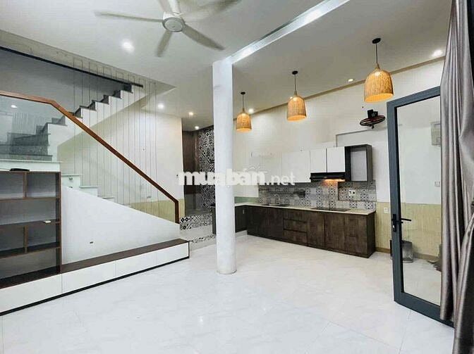 Cần bán nhà mặt tiền đường 7.5m Lê Ngô Cát, Trung Tâm Thành Phố