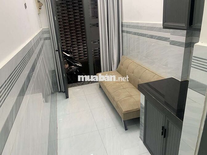 NHÀ VỊ TRÍ TIỆN KINH DOANH. ĐƯỜNG XE HƠI THÔNG. PHẠM THẾ HIỂN. P5. Q8.