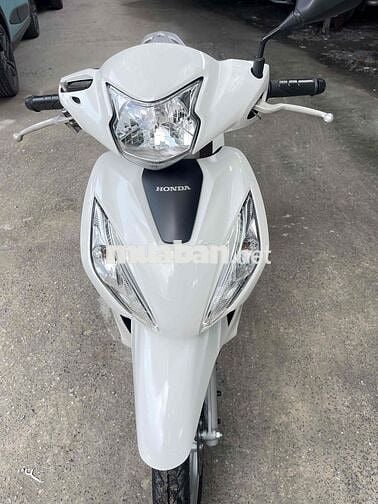 honda vision 2024 lướt nhẹ 4500 km mới tinh