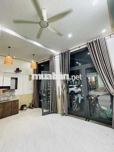 Cần bán nhà mặt tiền đường 7.5m Lê Ngô Cát, Trung Tâm Thành Phố