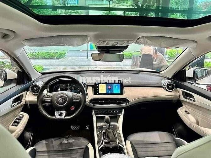 MG HS giảm hơn 200 Triệu