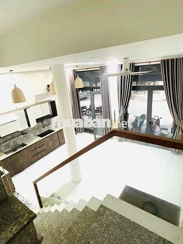 Cần bán nhà mặt tiền đường 7.5m Lê Ngô Cát, Trung Tâm Thành Phố