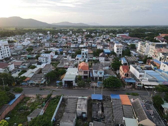 Bán đất thổ cư xã Phước Hải -TP HCM cách biển 2,5km