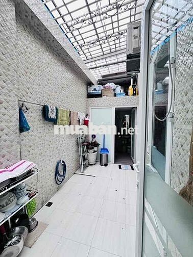 Gấp bán,  Quá Rẻ, Diện tích lớn 240m2 ( 10m x 24m )