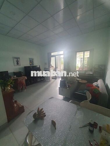 Nhà trệt 2PN đường nhựa 5m, Gần Trường học và UBND, Tân An, TDM