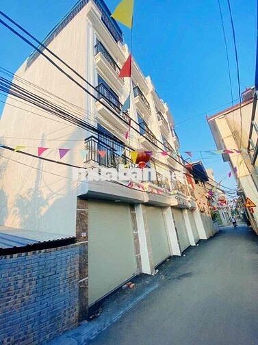 nhà Đồng Nhân- Đông La cạnh Kđt Đô Nghĩa ô Tô vào nhà