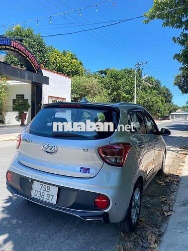Hyundai Grand i10 2018 Sedan 1.2 MT - 90000 km