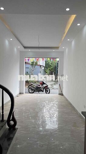 nhà Đồng Nhân- Đông La cạnh Kđt Đô Nghĩa ô Tô vào nhà