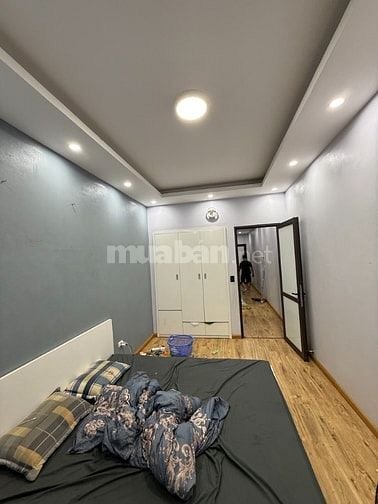 MẶT PHỐ Ô TÔ TẢI TRÁNH - KINH DOANH - ĐƯỜNG THÔNG- TT NGỌC THUỴ. 8.9 T