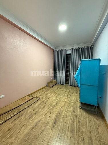 MẶT PHỐ Ô TÔ TẢI TRÁNH - KINH DOANH - ĐƯỜNG THÔNG- TT NGỌC THUỴ. 8.9 T