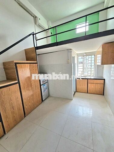 DUPLEX CÓ MÁY LẠNH - GIÁ RẺ NGAY CHỢ THỦ ĐỨC - PHÒNG RỘNG