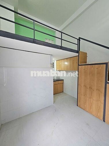 DUPLEX CÓ MÁY LẠNH - GIÁ RẺ NGAY CHỢ THỦ ĐỨC - PHÒNG RỘNG