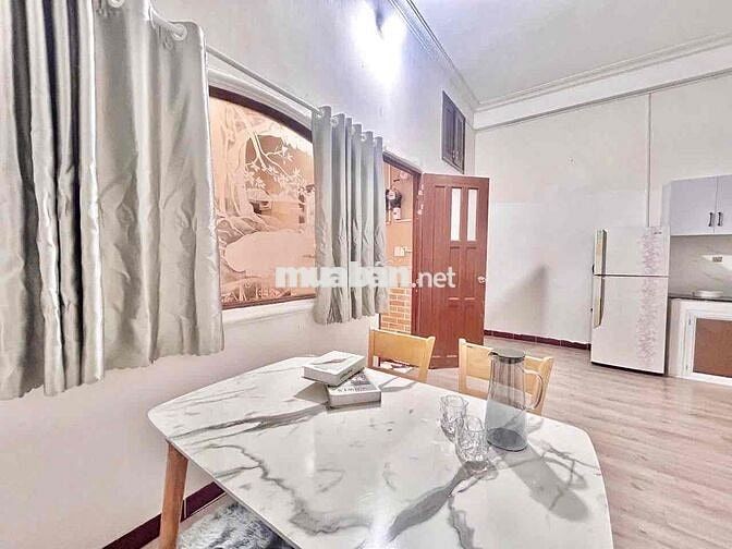 ☪️Ở 4 Người Vô Tư🌹1PK 1PN Balcony🌹Hầm Xe Rộng🌹Gần Sân Bay🌹Full NT ☪️
