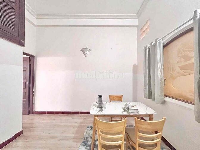 ☪️Ở 4 Người Vô Tư🌹1PK 1PN Balcony🌹Hầm Xe Rộng🌹Gần Sân Bay🌹Full NT ☪️