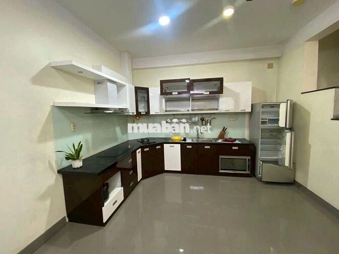 Tìm 1-2 bạn nữ ở ghép phòng trong nhà nguyên căn