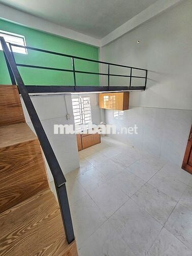 DUPLEX CÓ MÁY LẠNH - GIÁ RẺ NGAY CHỢ THỦ ĐỨC - PHÒNG RỘNG