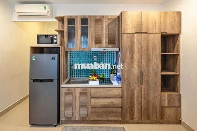 CHO THUÊ PHÒNG QUẬN 3, cửa sổ lớn tách bếp gần UEH tiện đi Q1, Q10