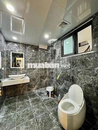 Lô góc Kiến Hưng 5T 36m 6 tỷ 2 mặt thoáng sáng tự nhiên ,đầy đủ nội th
