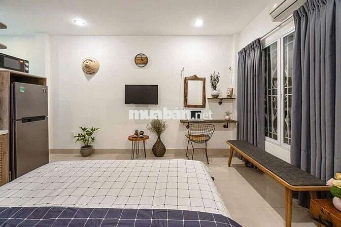 CHO THUÊ PHÒNG QUẬN 3, cửa sổ lớn tách bếp gần UEH tiện đi Q1, Q10