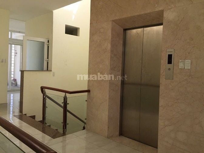 Cho thuê nhà nguyên căn mặt tiền đường lớn Ngô Thị Bì