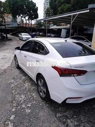 Hyundai Accent 2018 1.4 ATH - 105000 km