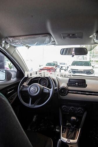 Mazda 2 2025 1.5 AT
