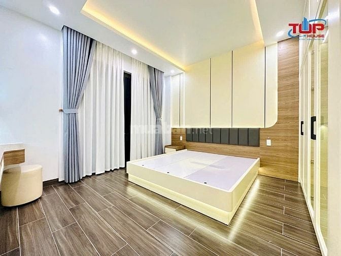 Bán nhà phố Hoàng Quý Tô Hiệu Siêu Đẹp