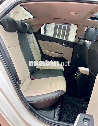 Huyndai Accent bản Full Cửa Nóc 2021 - 38000 km