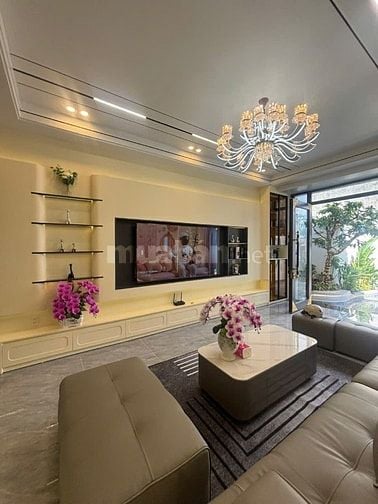 Bán nhà phố Hoàng Quý Tô Hiệu Siêu Đẹp