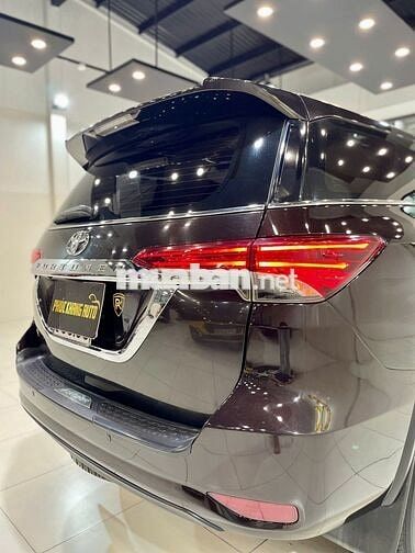 Toyota Fortuner 2018 2.7V 4x2 AT - 104999 km