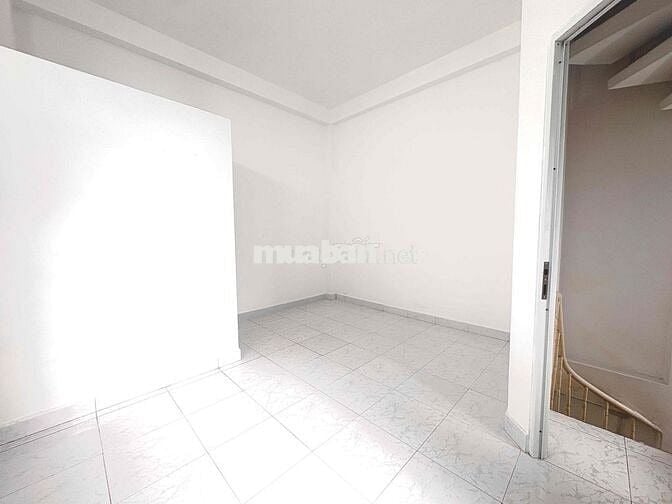 Cho Thuê Nhà Nguyên Căn 1 Trệt 2 Lầu 3WC ở đường Nguyễn Thái Bình