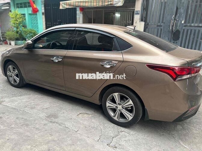 🍀Bán HYUNDAi ACCENT 1.4 ATH sx 2020 màu vàng cá