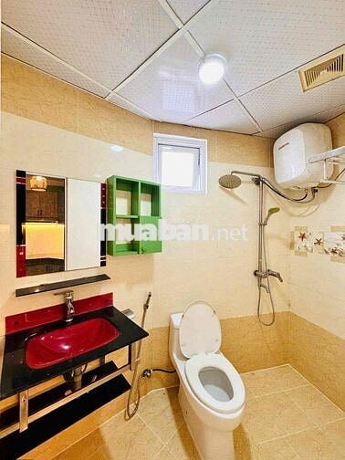 Cho thuê phòng trọ CMT8 Q3 gần ĐH Kinh Tế, Máy giặt riêng, thang máy