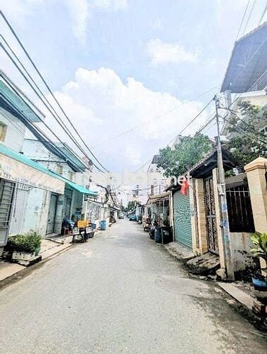 Sở Hữu đất ,Nhà Cấp 4,Tặng Dãy Trọ Phú Thuận Q7 –Cách PMH 2 phút