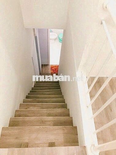 NGUYÊN CĂN VỊ TRÍ ĐẸP GÓC 3 MẶT TIỀN QUẬN 10