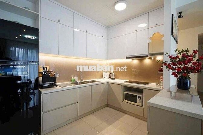 GOLDEN MANSION 2PN FULL NỘI THẤT VÔ Ở NGAY GẦN SÂN BAY CV GIA ĐỊNH
