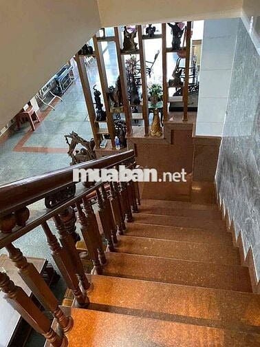 Bán nhà mặt tiền Ngự Bình - trung tâm TP Huế 🚨10.x tỷ vào việc nhanh