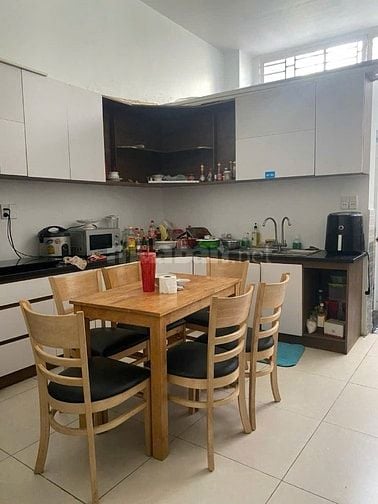 Nhà Ngay Tô Ký - 100m² - 3 tầng - 4,6 tỷ - Sổ hồng riêng - hẻm xe tải