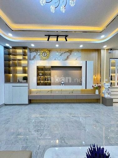 NHÀ NGỘP CẦN BÁN GẤP- NGAY CHỢ BÌNH CHÁNH