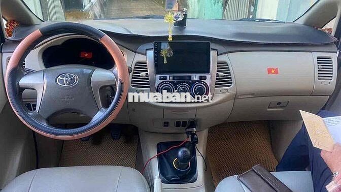 Toyota Innova 2016 bản đủ số sàn