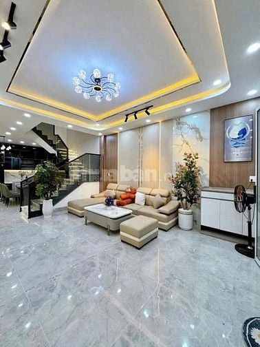 NHÀ NGỘP CẦN BÁN GẤP- NGAY CHỢ BÌNH CHÁNH