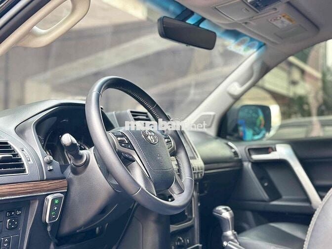 TOYOTA Hà Đông bán Prado 2020 6 vạn, lắp 400tr đồ