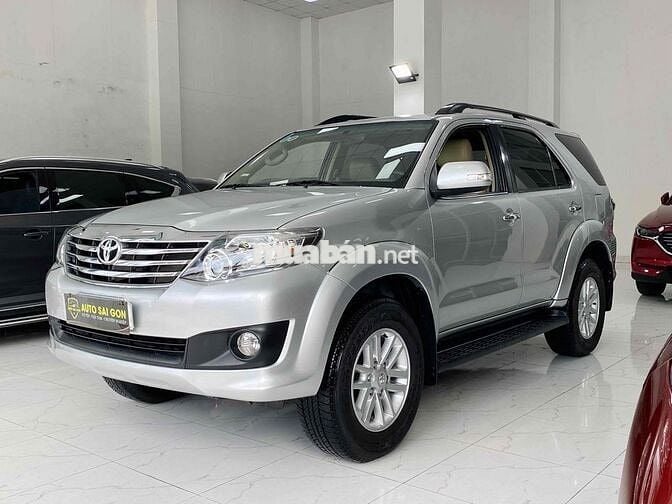 Toyota Fortuner 2013 2.7V 4x2 AT - 82000 km