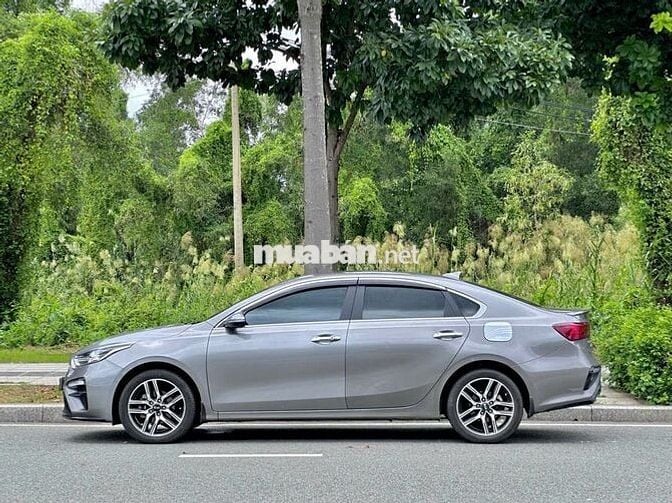 Kia Cerato 2021 2.0 AT Premium - 15000 km