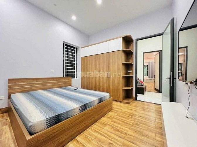 NHÀ NGỘP CẦN BÁN GẤP- NGAY CHỢ BÌNH CHÁNH