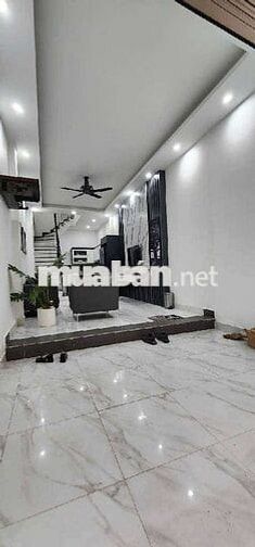 Bán nhà đẹp, BaLa- Hà Đông, 40 mét, sát phố, full nội thất, ở ngay