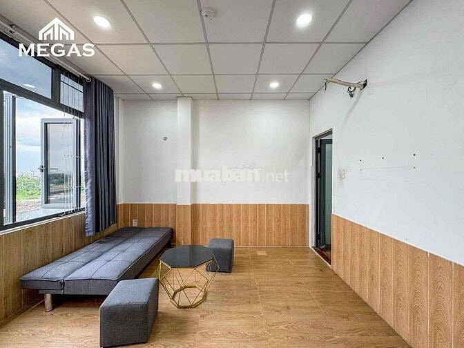 Trống Sẵn Studio Tách Bếp Full Nội Thất Cửa Sổ View Sông Vàm Thuật