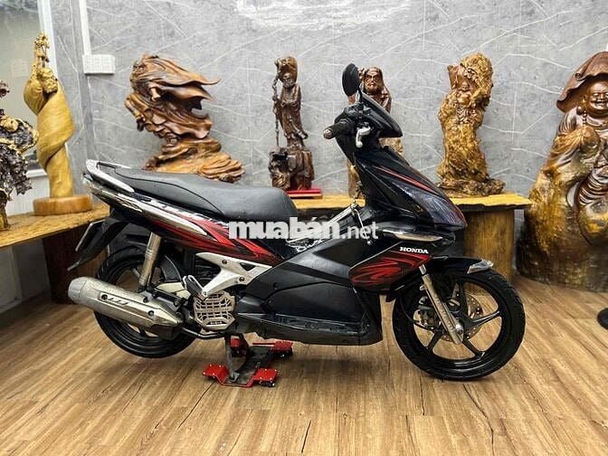 👉Airblade up áo thái bstp áo tem liền lạc, máy êm