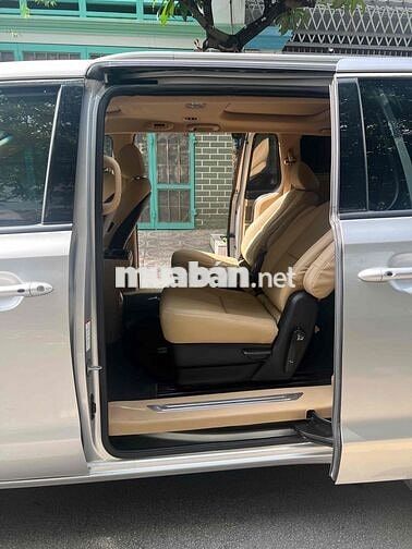 Kia Sedona 2019 Luxury D - 89000 km
